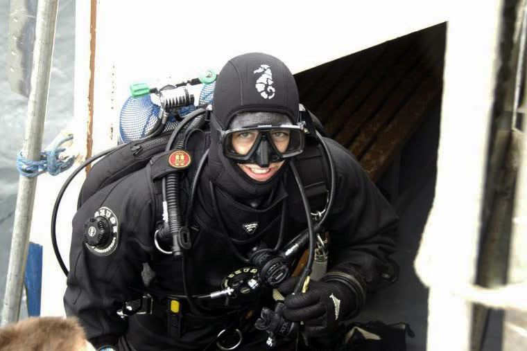 Чем отличается мокрый гидрокостюм от сухого?